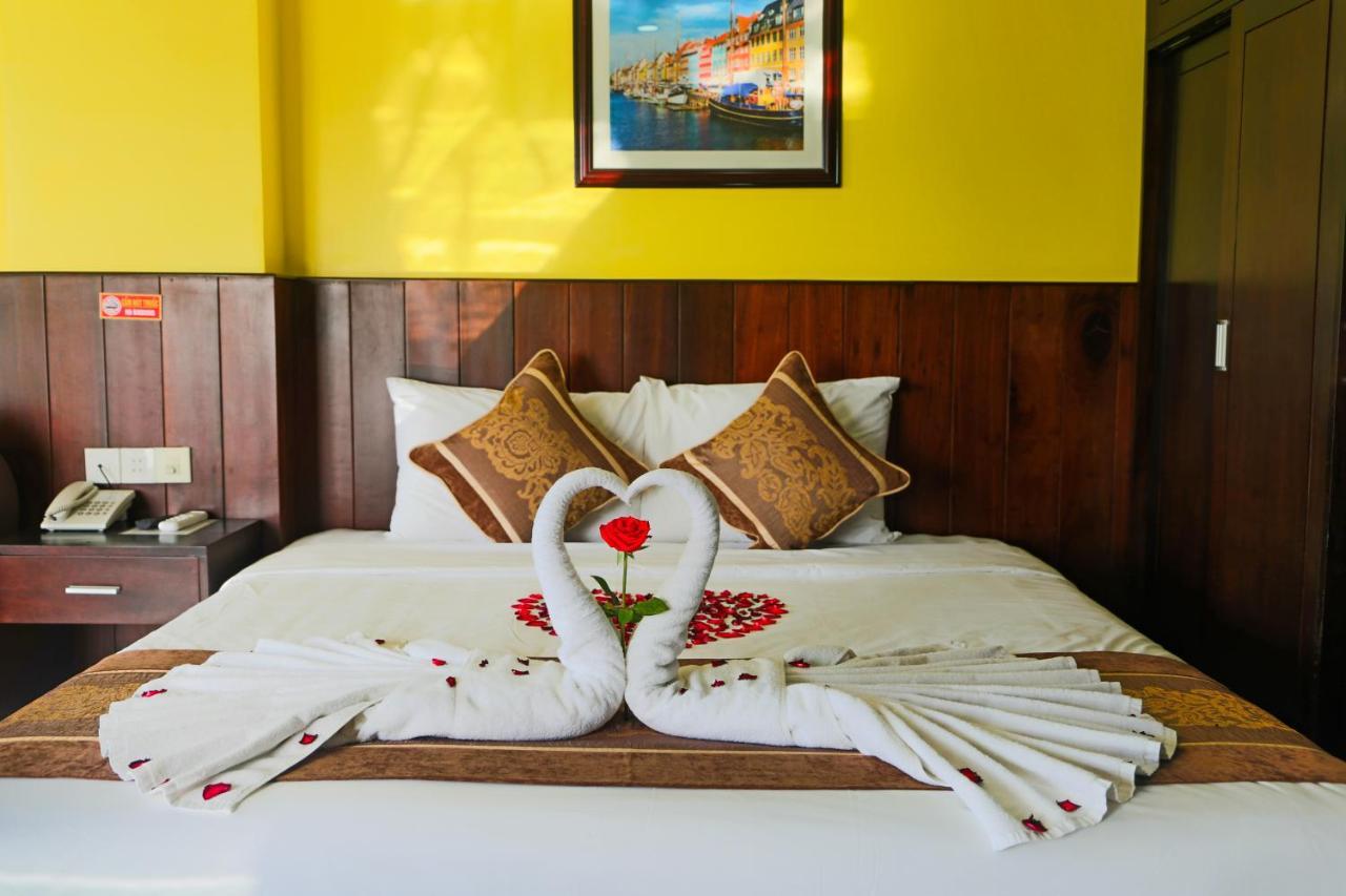 Melyna Hotel Nha Trang Exterior foto